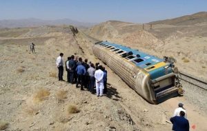 قطار مشهد به یزد از ریل خارج شد