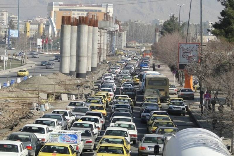 ترافیک نیمه سنگین در شهرهای “حمیل، ماهیدشت و بیستون”/ رانندگان از توقف بی مورد پرهیز کنند