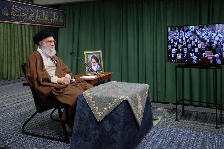 پرچم آرمان‌خواهی و مطالبه‌گری را زمین نگذارید/ «انفعال» و «انحراف» دو آسیب بزرگ محیط‌های جوان و دانشجویی