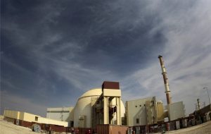 نیروگاه بوشهر، آب دریا را شیرین می کند