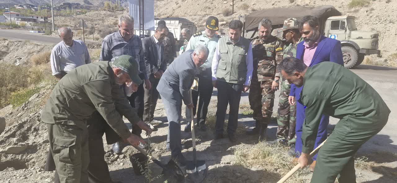 برگزاری دومین اردوی جهادی منابع طبیعی سمنان در روستای طزره دامغان