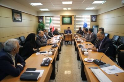کارنامه فردا-آخرین وضعیت منابع آبی استان یزد و راهکارهای حفظ و صیانت از آن‌ها با حضور مدیران مربوطه مورد بررسی قرار گرفت.